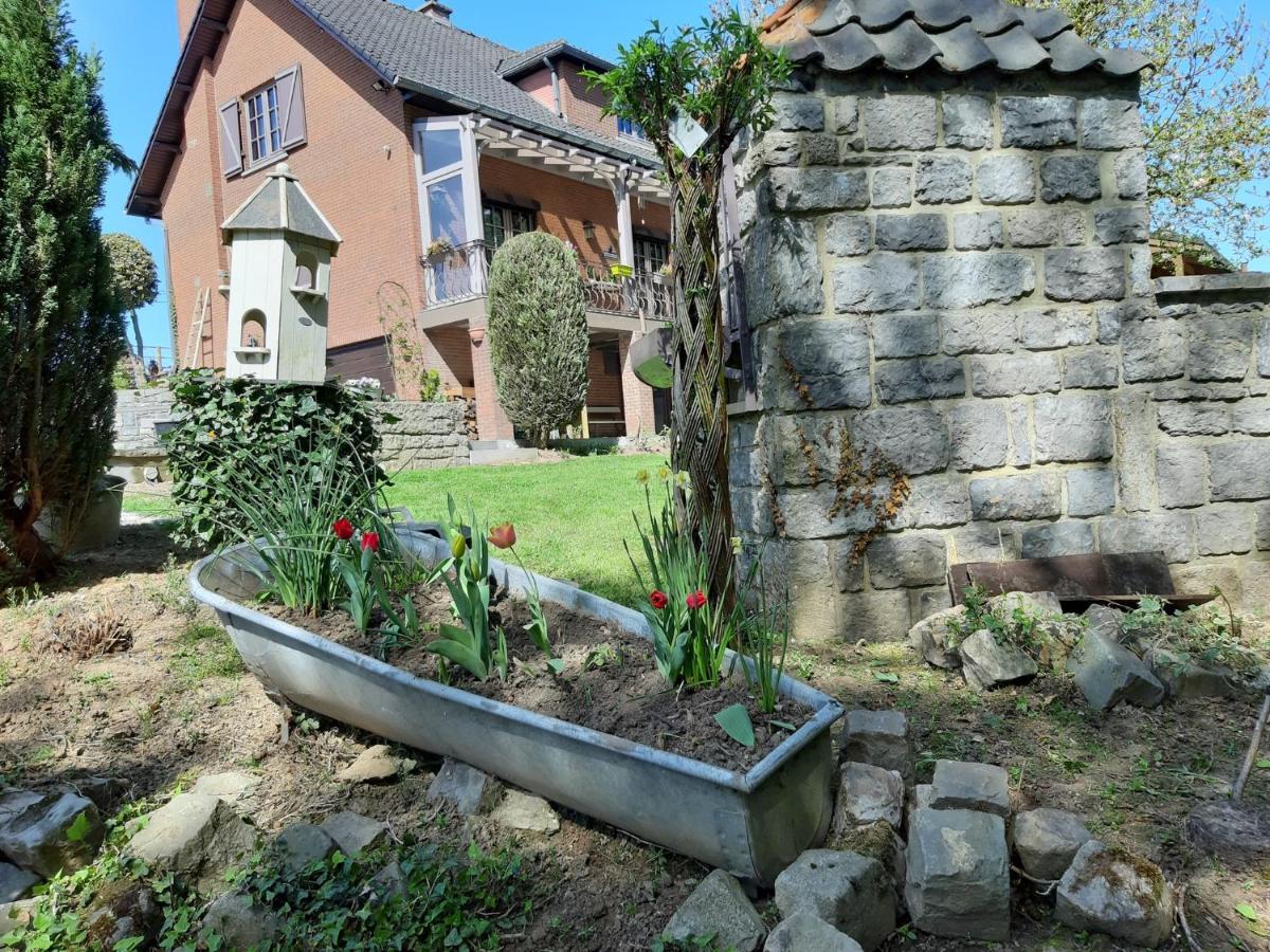 Chambres Chez Nanou Avec Petit Dejeuner Chimay Exterior photo